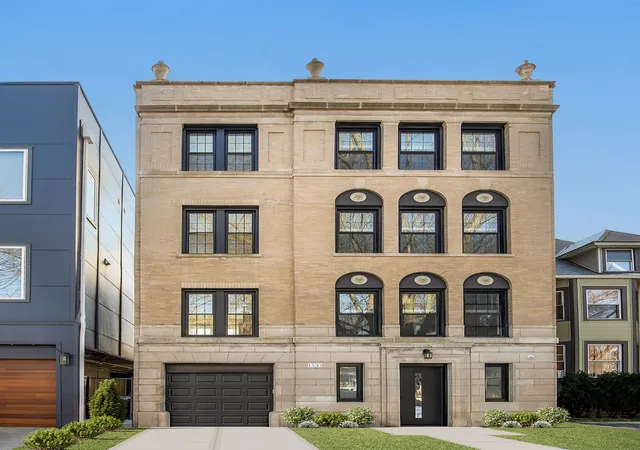 Photo 3 of Condo for sale at 1535 W Estes Ave #G, Chicago, IL 60626 | MLS# 12757246 | Listing updated on 2026-09-17