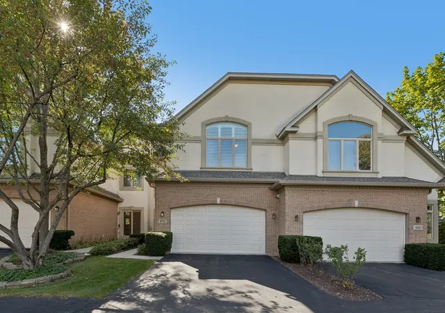 Photo 1 of Townhouse for sale at 876 N Maple Ave, Palatine, IL 60067 | MLS# 12757260 | Listing updated on 2026-09-24