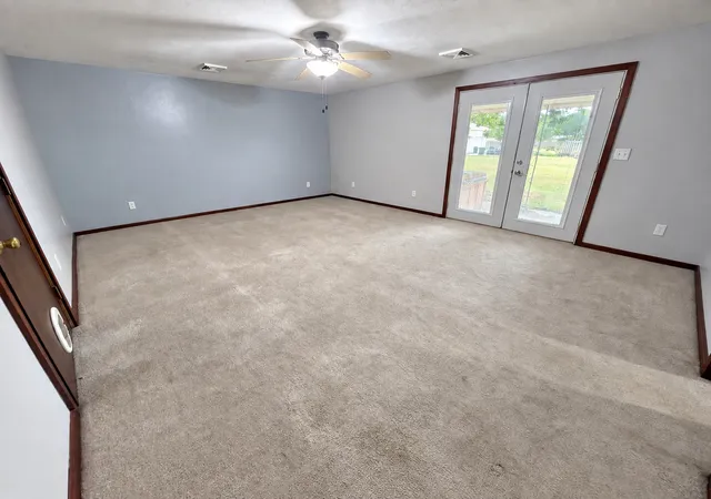 Photo 3 of Single family home for sale at 328 Ida St, Noble, IL 62868 | MLS# 12757297 | Listing updated on 2026-09-17
