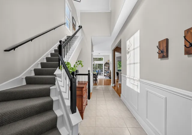 Photo 3 of Townhouse for sale at 276 Larsdotter Ln, Geneva, IL 60134 | MLS# 12757302 | Listing updated on 2026-09-30