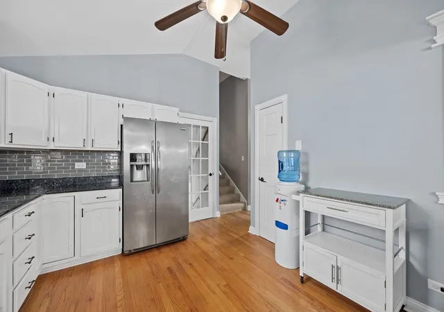 Photo 4 of Single family home for sale at 3s625 Lorraine Ave, Warrenville, IL 60555 | MLS# 12757305 | Listing updated on 2026-09-25