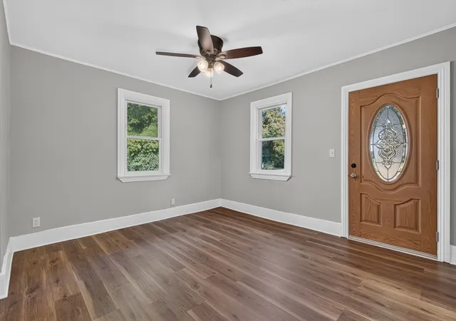 Photo 3 of Single family home for sale at 335 E Southmor Rd, Morris, IL 60450 | MLS# 12757308 | Listing updated on 2026-10-07