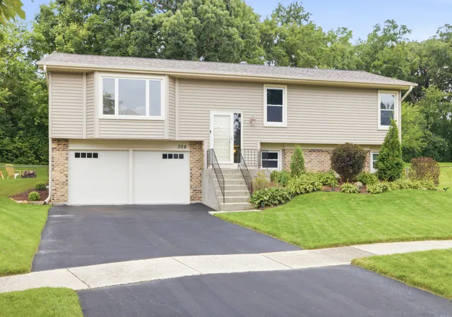 Photo 1 of Single family home for sale at 308 Nelson Ct, Bolingbrook, IL 60440 | MLS# 12757311 | Listing updated on 2026-09-17