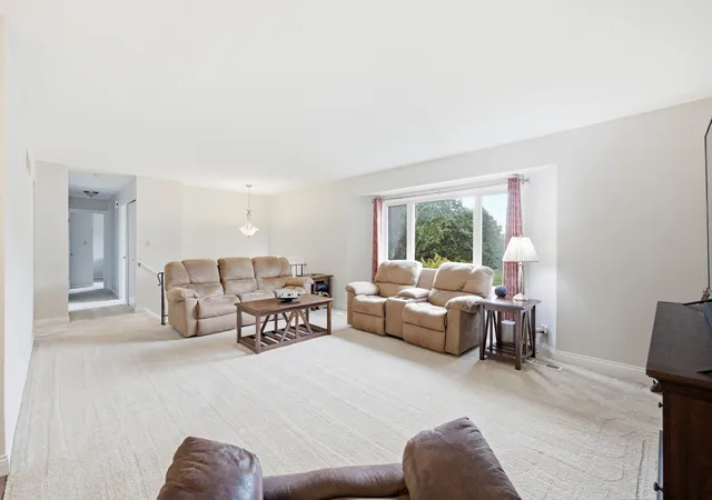 Photo 3 of Single family home for sale at 308 Nelson Ct, Bolingbrook, IL 60440 | MLS# 12757311 | Listing updated on 2026-09-17