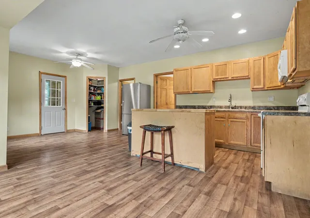 Photo 3 of Single family home for sale at 102 E North St, Bellflower, IL 61724 | MLS# 12757313 | Listing updated on 2026-10-03