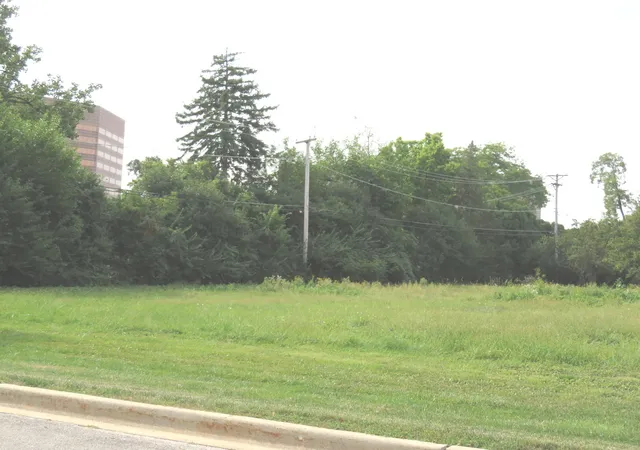 Photo 3 of Land for sale at 17w071 Hodges Rd, Oakbrook Terrace, IL 60181 | MLS# 12757332 | Listing updated on 2026-09-27