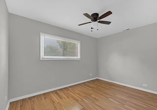 Photo 4 of Single family home for sale at 63 W Manchester Dr, Wheeling, IL 60090 | MLS# 12757342 | Listing updated on 2026-10-02