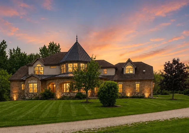 Photo 1 of Mansion for sale at 15309 Kishwaukee Valley Rd, Woodstock, IL 60098 | MLS# 12757344 | Listing updated on 2026-09-13
