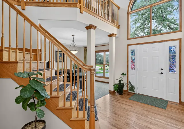 Photo 3 of Single family home for sale at 3215 Wild Meadow Ln, Aurora, IL 60504 | MLS# 12757350 | Listing updated on 2026-09-23