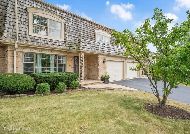 Photo 1 of Townhouse for sale at 2s663 Ave Normandy E, Oak Brook, IL 60523 | MLS# 12757362 | Listing updated on 2026-09-25