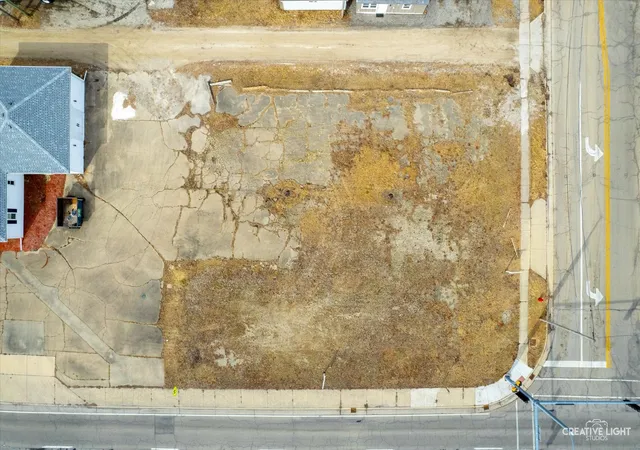 Photo 8 of Land for sale at 206 W South St, Plano, IL 60545 | MLS# 12757365 | Listing updated on 2026-09-12