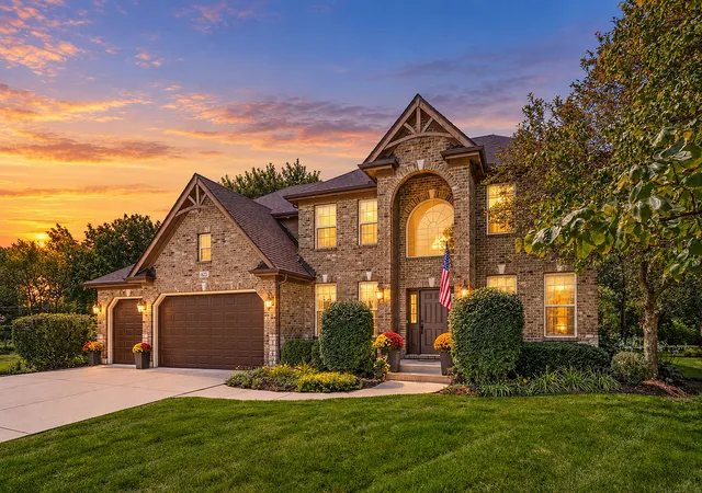 Photo 1 of Single family home for sale at 621 Sheffield Cir, Sugar Grove, IL 60554 | MLS# 12757366 | Listing updated on 2026-10-01