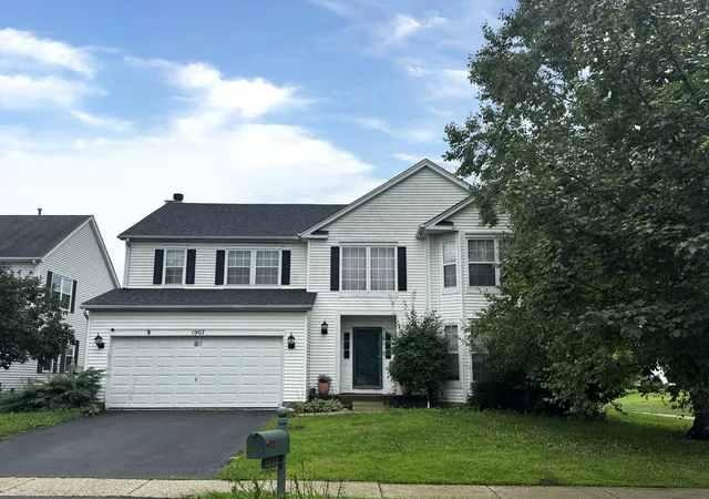 Photo 1 of Single family home for sale at 1907 Ridge Moor Dr, Plainfield, IL 60586 | MLS# 12757372 | Listing updated on 2026-10-08