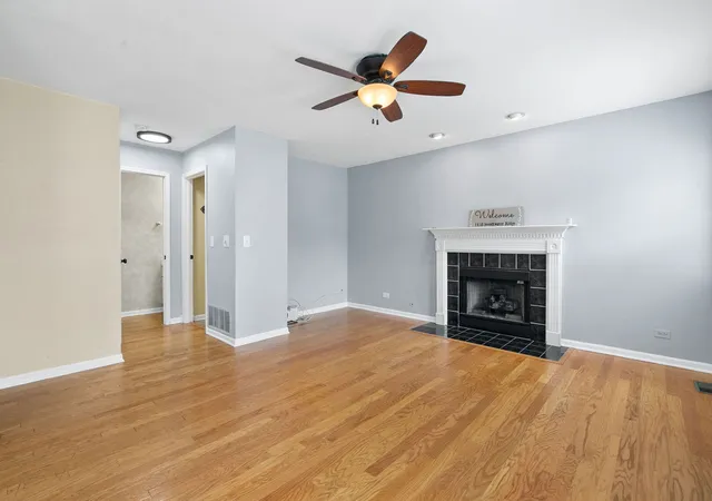 Photo 3 of Single family home for sale at 1158 Sweetwater Ridge, Lake In The Hills, IL 60156 | MLS# 12757378 | Listing updated on 2026-09-21