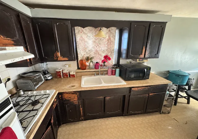 Photo 3 of Single family home for sale at 6114 S Parkside Ave, Chicago, IL 60638 | MLS# 12757380 | Listing updated on 2026-10-16