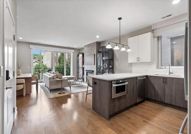 Photo 2 of Condo for sale at 815 N Paulina St #2N, Chicago, IL 60622 | MLS# 12757386 | Listing updated on 2026-09-23