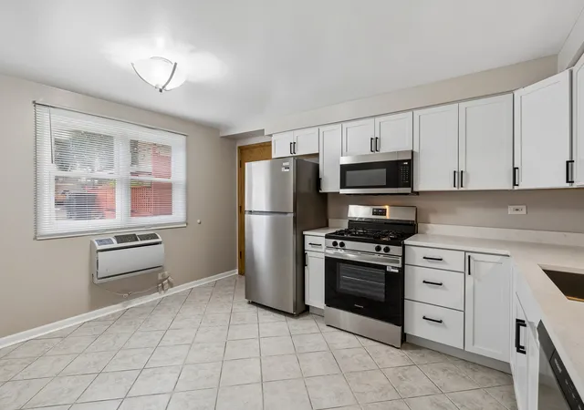 Photo 3 of Condo for sale at 6022 N Avondale Ave #1S, Chicago, IL 60631 | MLS# 12757387 | Listing updated on 2026-10-09