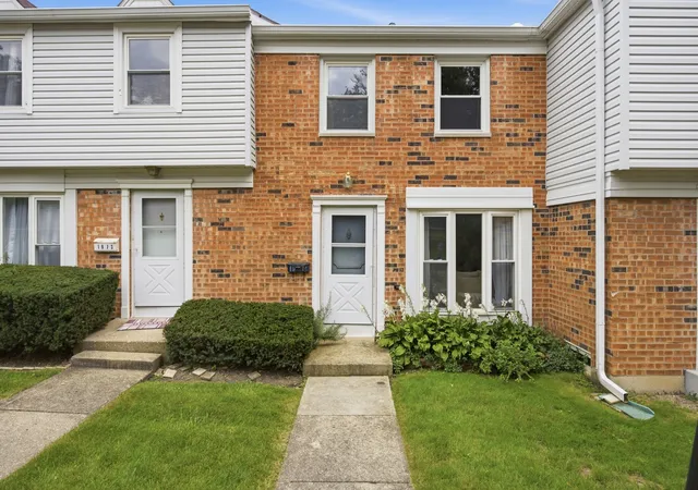Photo 1 of Townhouse for sale at 1074 Bristol Ct, Streamwood, IL 60107 | MLS# 12757403 | Listing updated on 2026-09-17