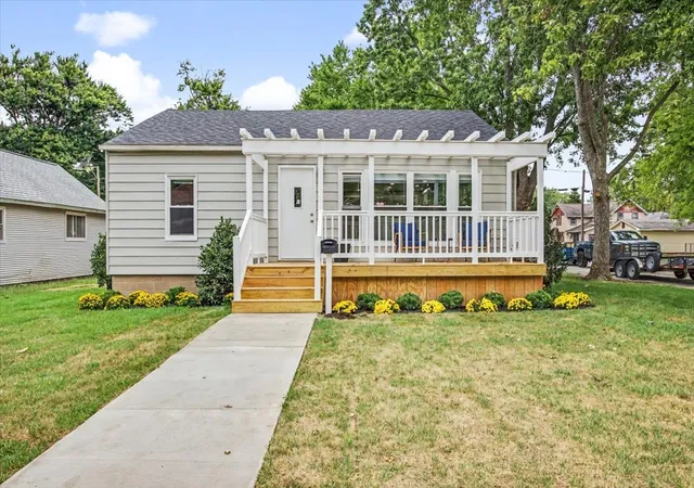 Photo 1 of Single family home for sale at 517 E Payson St, Pontiac, IL 61764 | MLS# 12757407 | Listing updated on 2026-10-01