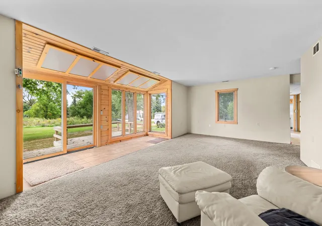 Photo 3 of Single family home for sale at 2645 N Limekiln Rd, Oregon, IL 61061 | MLS# 12757415 | Listing updated on 2026-10-27