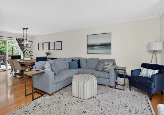 Photo 2 of Single family home for sale at 1905 Cheshire Ln, Wheaton, IL 60189 | MLS# 12757417 | Listing updated on 2026-09-24