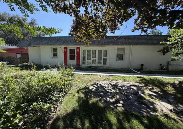 Photo 1 of Single family home for sale at 99 Mariposa Ave, Waukegan, IL 60087 | MLS# 12757433 | Listing updated on 2026-09-25