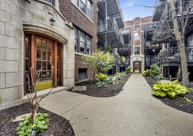 Photo 3 of Condo for sale at 1133 W Grace St #G, Chicago, IL 60613 | MLS# 12757439 | Listing updated on 2026-10-08