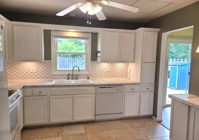 Photo 1 of Single family home for sale at 4112 Crimson Dr, Hoffman Estates, IL 60192 | MLS# 12757464 | Listing updated on 2026-09-18