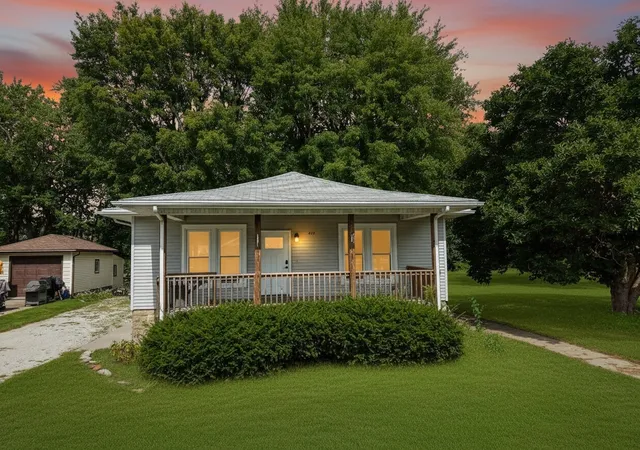 Single family home for sale at 472 E Cherry St, Watseka, IL 60970 | MLS# 12757514