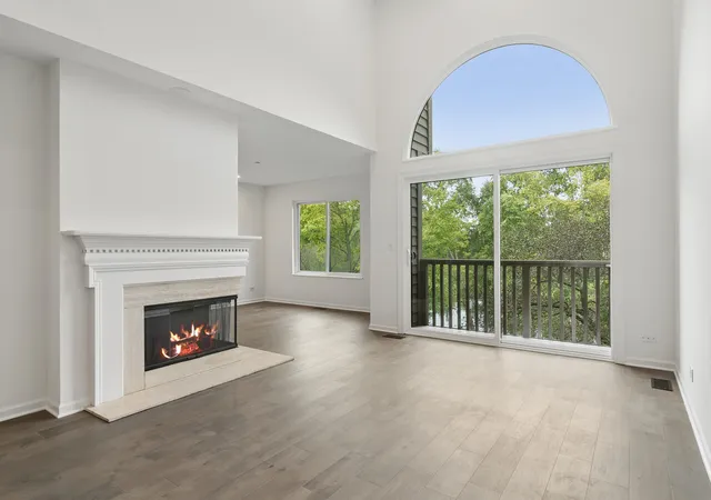 Photo 3 of Townhouse for sale at 820 Golf Ln, Lake Barrington, IL 60010 | MLS# 12757521 | Listing updated on 2026-09-13
