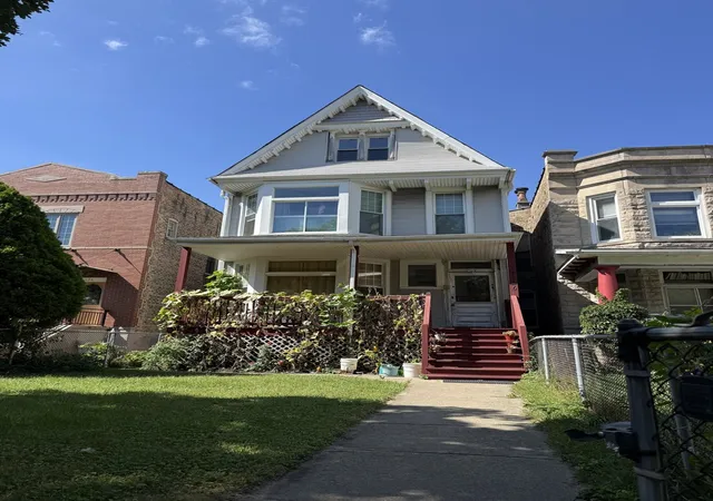 Photo 1 of Condo for sale at 4426 N Damen Ave, Chicago, IL 60625 | MLS# 12757528 | Listing updated on 2026-09-21