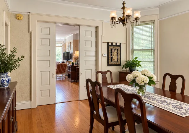 Photo 2 of Condo for sale at 4426 N Damen Ave, Chicago, IL 60625 | MLS# 12757528 | Listing updated on 2026-09-21