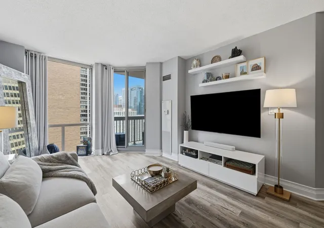 Photo 3 of Condo for sale at 222 N Columbus Dr #2807, Chicago, IL 60601 | MLS# 12757530 | Listing updated on 2026-09-17