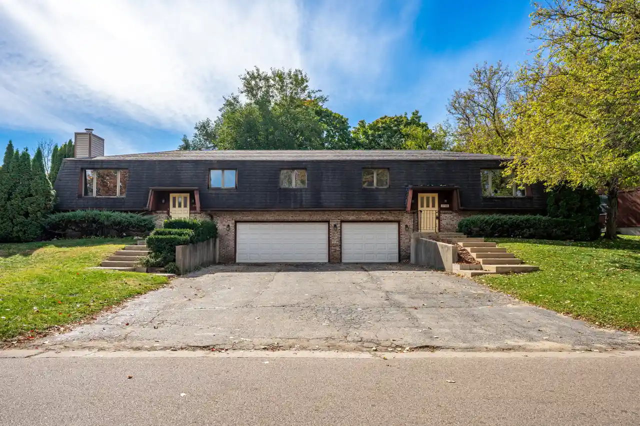 Listing Photo 1 - Condo for sale in 3746 Thyme Dr located at 3746 Thyme Dr, Rockford, IL 61114 - Unit 3746 Thyme Dr