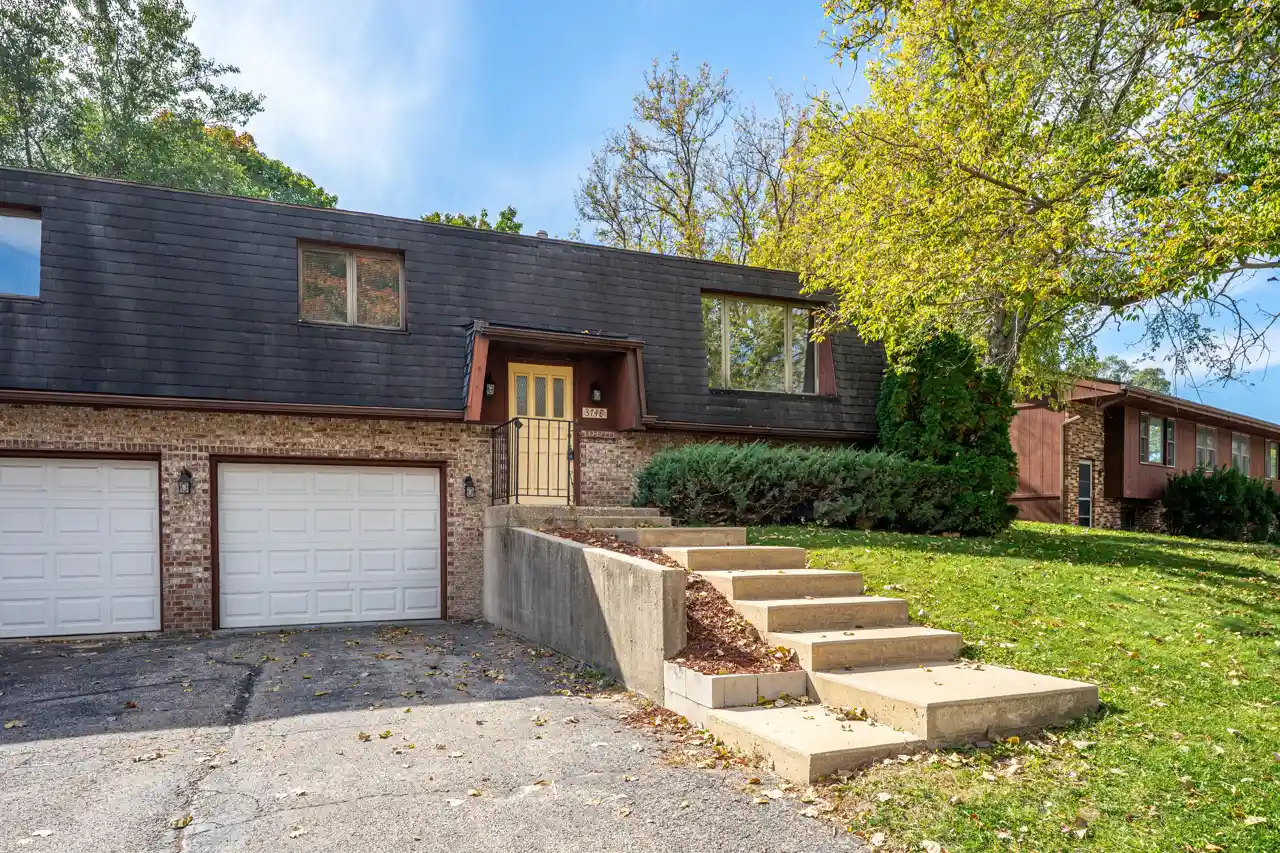 Listing Photo 2 - Condo for sale in 3746 Thyme Dr located at 3746 Thyme Dr, Rockford, IL 61114 - Unit 3746 Thyme Dr