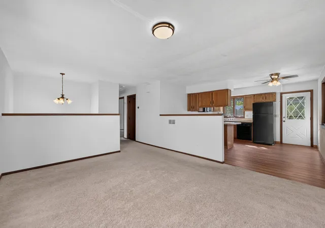 Listing Photo 5 - Condo for sale in building located at 3746 Thyme Dr, Rockford, IL 61114