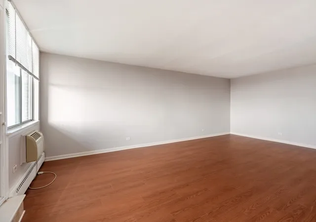 Photo 4 of Condo for sale at 225 S Rohlwing Rd #615, Palatine, IL 60067 | MLS# 12757547 | Listing updated on 2026-09-22