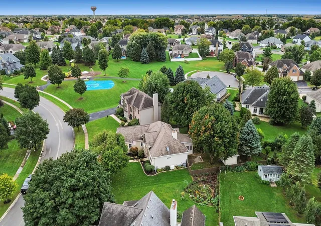 Photo 1 of Single family home for sale at 1805 Country Hills Dr, Yorkville, IL 60560 | MLS# 12757551 | Listing updated on 2026-09-24