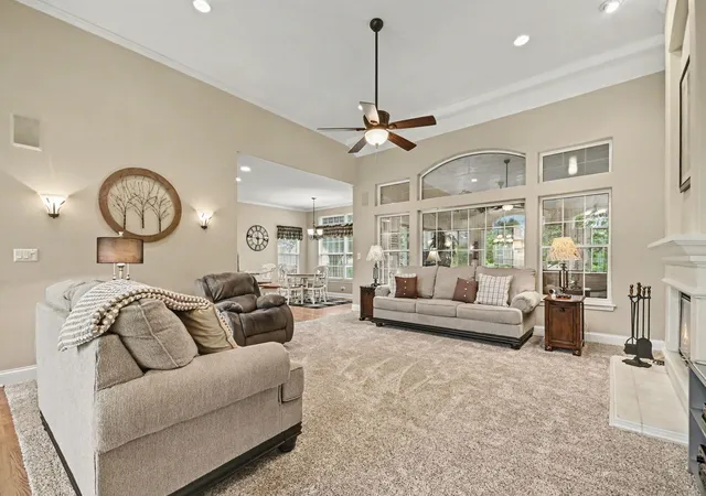 Photo 4 of Single family home for sale at 1805 Country Hills Dr, Yorkville, IL 60560 | MLS# 12757551 | Listing updated on 2026-09-24