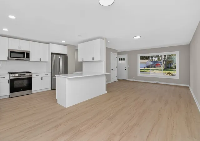 Photo 3 of Single family home for sale at 1513 77th Street, Darien, IL 60561 | MLS# 12757558 | Listing updated on 2026-09-16
