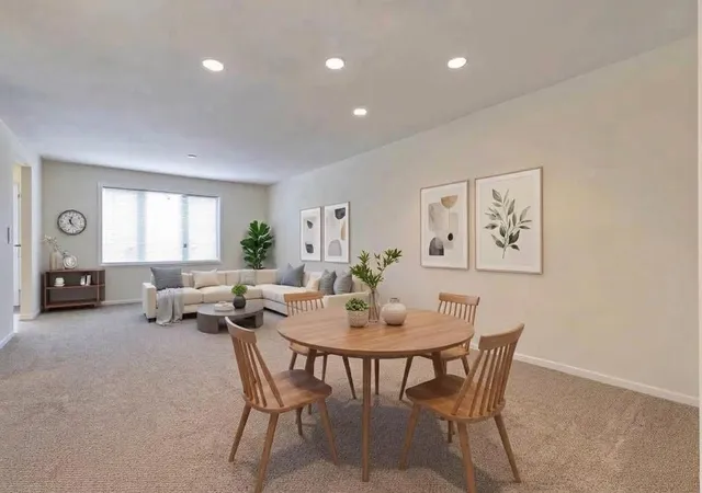 Listing Photo 4 - Condo for sale in building located at 351 Town Pl Cir, Buffalo Grove, IL 60089 - Unit #503
