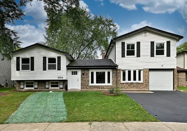 Single family home for sale at 8164 N Carrolton Ct, Hanover Park, IL 60133 | MLS# 12757565