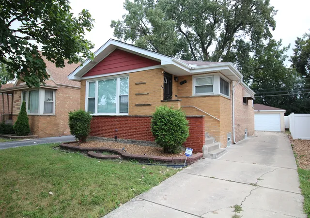 Single family home for sale at 3121 W 85th Street, Chicago, IL 60652 | MLS# 12757569