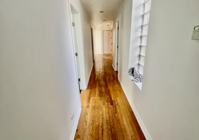 Listing Photo 2 - Condo for sale in building located at 5423 S Michigan Ave, Chicago, IL 60615 - Unit #3S