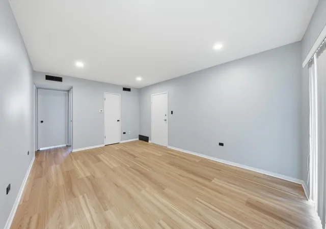 Listing Photo 4 - Condo for sale in building located at 3127 Bernice Rd, Lansing, IL 60438 - Unit #5