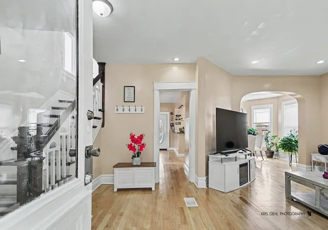 Photo 3 of Single family home for sale at 415 S 20th Avenue, Maywood, IL 60153 | MLS# 12757602 | Listing updated on 2026-09-23