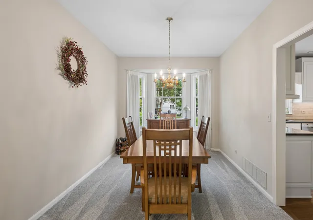 Photo 3 of Single family home for sale at 798 Wexford Ct, Grayslake, IL 60030 | MLS# 12757658 | Listing updated on 2026-10-03