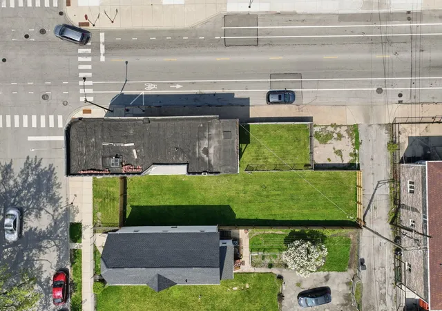 Photo 3 of Multi family home for sale at 4135 S Wallace St, Chicago, IL 60609 | MLS# 12757669 | Listing updated on 2026-10-20