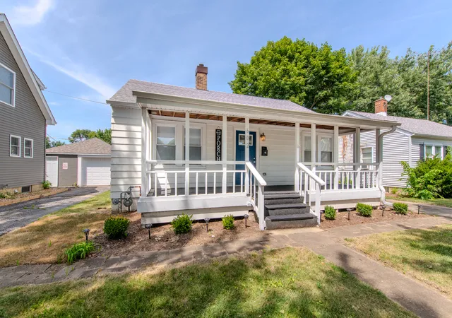 Photo 3 of Single family home for sale at 602 Armstrong St, Morris, IL 60450 | MLS# 12757678 | Listing updated on 2026-09-17