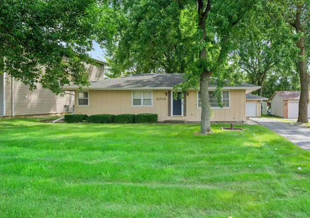 Photo 1 of Single family home for sale at 6705 Clarendon Hills Rd, Darien, IL 60561 | MLS# 12757697 | Listing updated on 2026-09-25